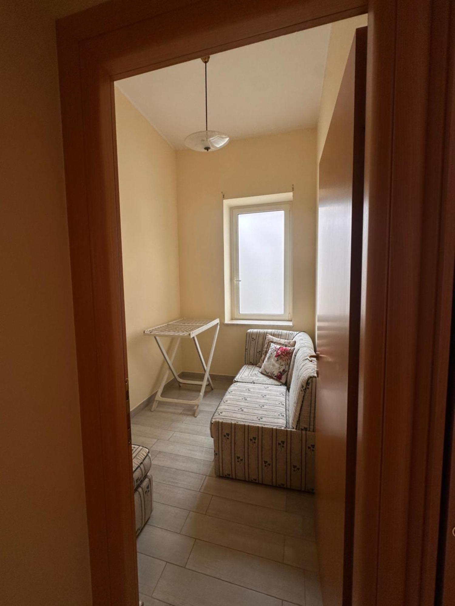 Civico 27 Apartment Fondi Esterno foto